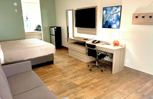 Victoria Hotel | Quality Inn & Suites Victoria South
