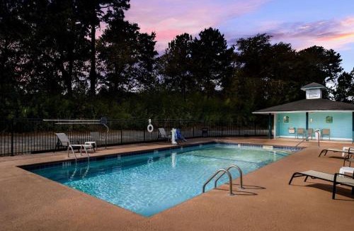 Vidalia Hotel | Quality Inn & Suites Vidalia