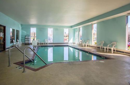 West Bend Hotel | Quality Inn & Suites West Bend