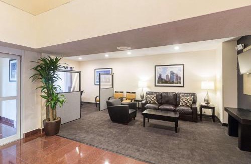 Westchase Hotel | Quality Inn & Suites West Chase
