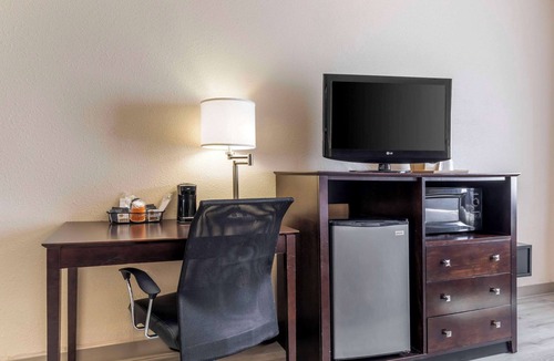 Wichita Falls Hotel | Quality Inn & Suites Wichita Falls I-44