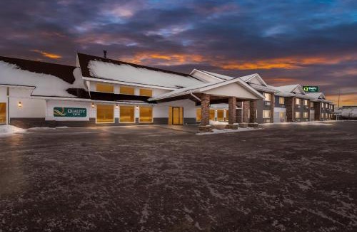 Billings Park Hotel | Quality Inn Superior - Duluth