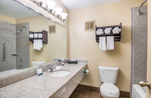 Sweetwater Hotel | Quality Inn Sweetwater I-20