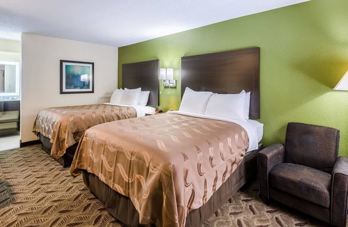 Roanoke Hotel | Quality Inn Tanglewood