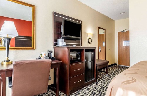 Texas City Hotel | Quality Inn Texas City I-45