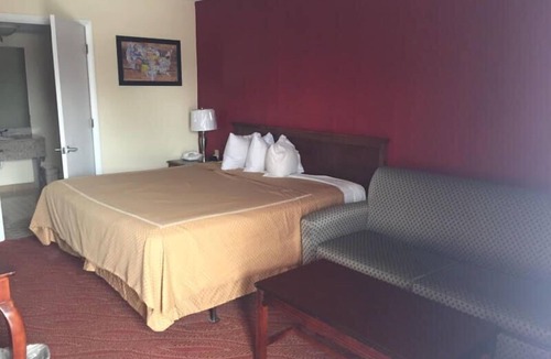 Thomson Hotel | Quality Inn Thomson