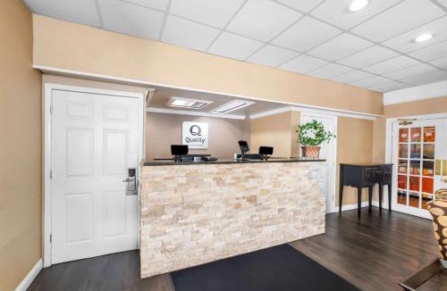 Tullahoma Hotel | Quality Inn Tullahoma