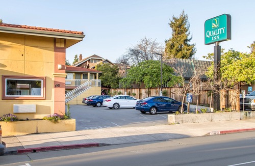 Central Berkeley Hotel | Quality Inn University Berkeley