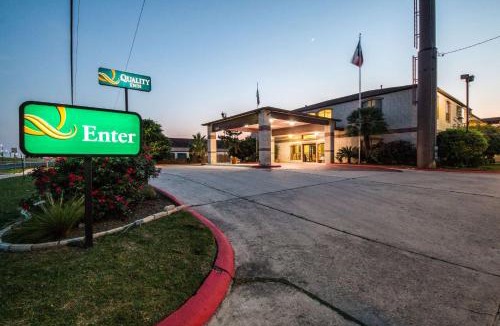 San Marcos Hotel | Quality Inn University near Downtown