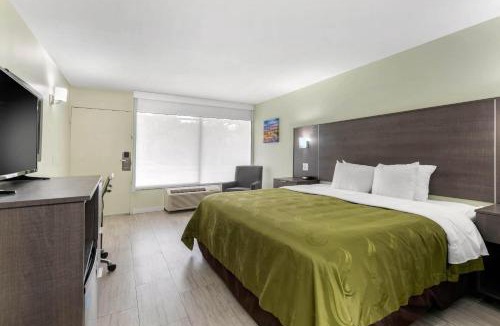 Gainesville Hotel | Quality Inn University North I-75