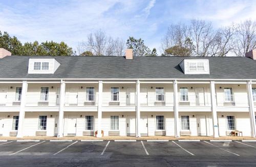 Carrollton Hotel | Quality Inn