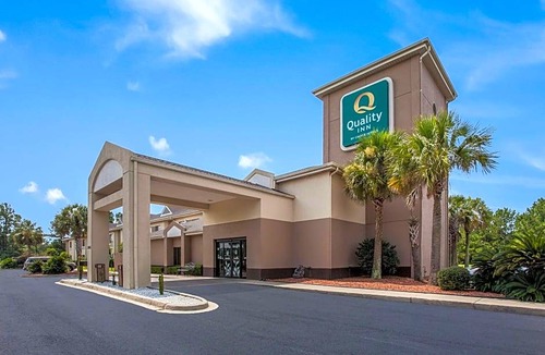 Conway Hotel | Quality Inn