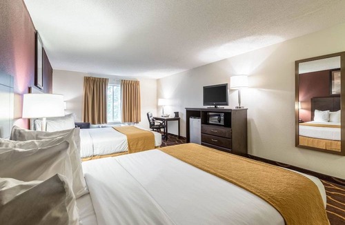 Kearney Hotel | Quality Inn