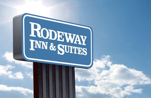 Lake Park Hotel | Quality Inn