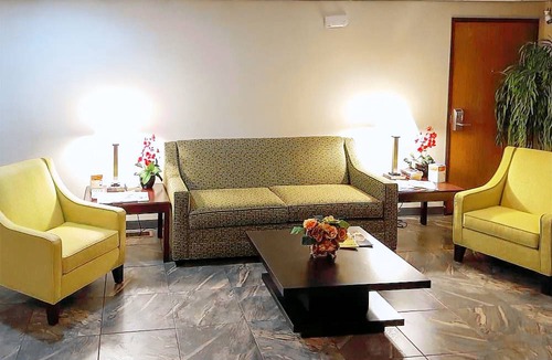 Ozark Hotel | Quality Inn