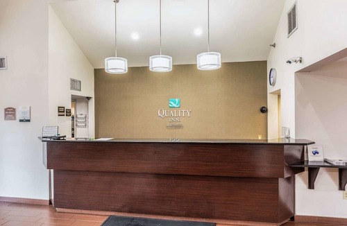 Raleigh Hotel | Quality Inn