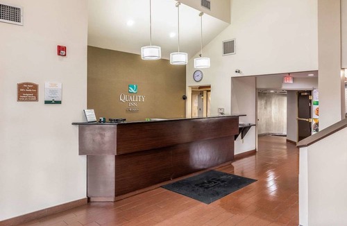 Raleigh Hotel | Quality Inn