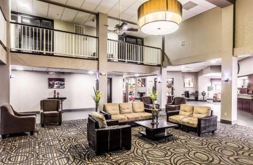 West Plains Hotel | Quality Inn