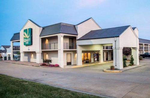 Turners Hotel | Quality Inn US65 & E Battlefield Rd Springfield