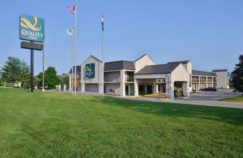 Turners Hotel | Quality Inn US65 & E Battlefield Rd Springfield