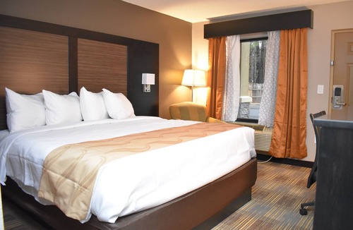 Villa Rica Hotel | Quality Inn VIlla Rica