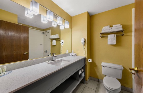 Warrensburg Hotel | Quality Inn Warrensburg