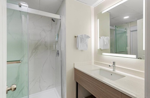 Washington Hotel | Quality Inn Washington NC