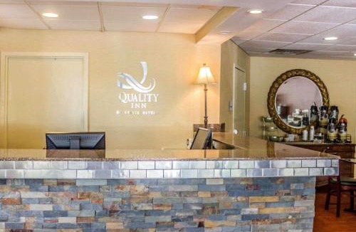 Waterbury Hotel | Quality Inn Waterbury East