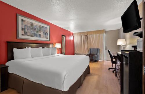 Wayne Hotel | Quality Inn Wayne - Fairfield Area