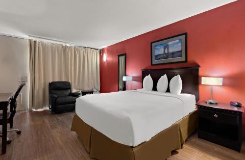 Wayne Hotel | Quality Inn Wayne - Fairfield Area