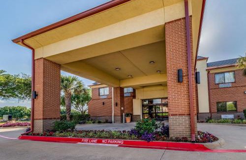 Plano Hotel | Quality Inn West Plano - Dallas