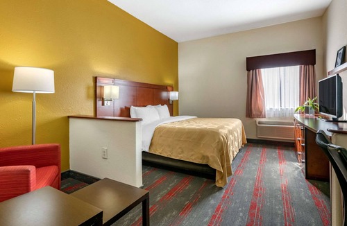 Zephyrhills Hotel | Quality Inn Zephyrhills - Dade City