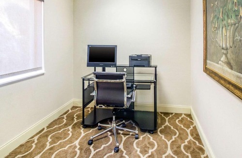 Corbin Hotel | Quality Suites Corbin North