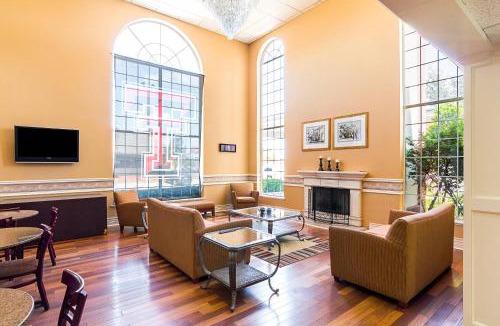 Lubbock Hotel | Quality Suites Lubbock Southwest