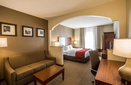 Morristown Hotel | Quality Suites Morristown West