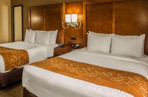 Industry Hotel | Quality Suites NYC Gateway