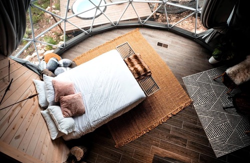 Oatmeal Cabin | Quality Time in Nature: Marble Falls Luxury Glamping for Families