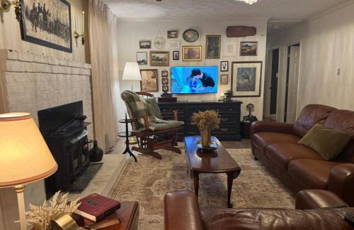 Chesterfield Villa | Qualla Park