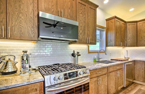 Brandon House | Quam Lake, Private Dock & Beach (near Alexandria)