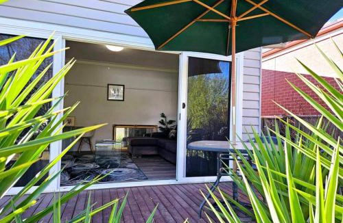 Benalla West House | Quantrill Avenure Retreat