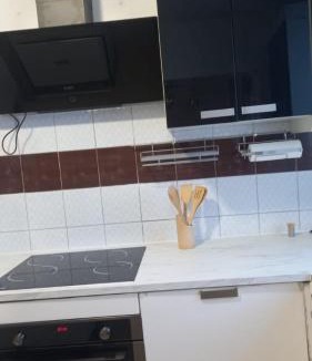 Sainte-Genevieve-des-Bois Apartment | Quaresma