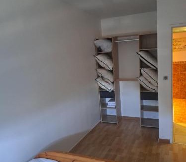 Sainte-Genevieve-des-Bois Apartment | Quaresma