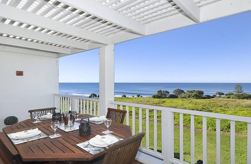 Lennox Head Apartment | Quarterdeck 23 - Ocean View Apartment with Wifi