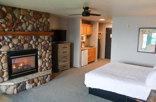 Nisswa Resort | Quarterdeck Resort