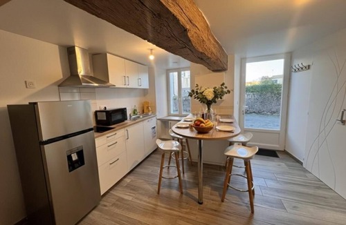 Sevremont House | Quartier du Roy - 15min Puy du Fou - by R&G