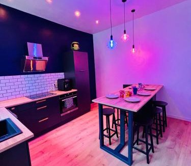 Saint-Omer House | Quartier Général des Gamers Arcade Terrasse