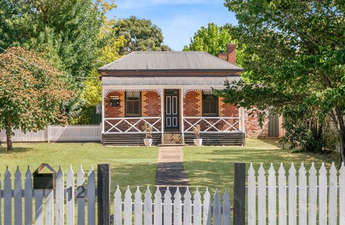 Golden Square House | Quartz Cottage Bendigo