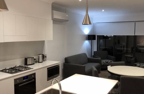 Carrington Apartment | Quattro On Young