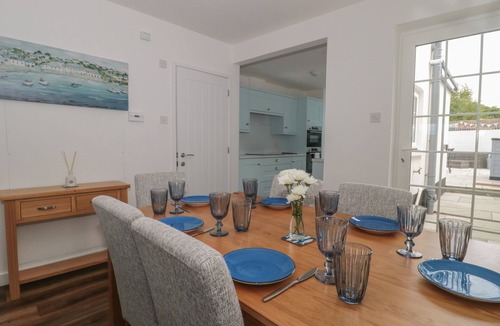Poole Cottage | Quay Cottage - Sea View