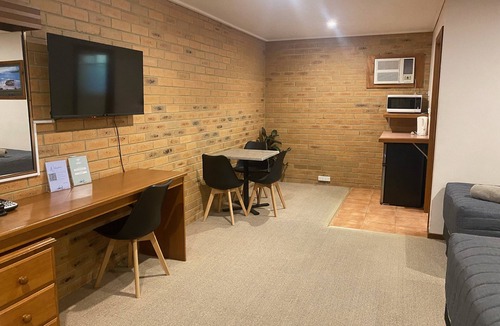 San Remo Hotel | Quays Motel San Remo